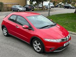 Red Used 2011 Honda Civic SE Hatchback | £3,475 (Fair price)