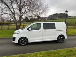 White Used 2020 Vauxhall Vivaro Elite Van | £18,950 (Fair price)