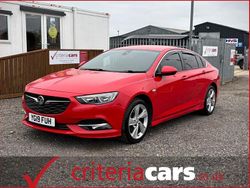 Red Used 2019 Vauxhall Insignia SRi Hatchback | £9,999 (Fair price)