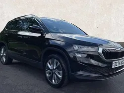 Black magic pearl effect Used 2025 Skoda Karoq SE SUV | £25,821 (Fair price)