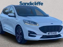 White Used 2022 Ford Kuga ST-Line X SUV | £20,146 (Fair price)