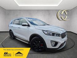 White Used 2016 Kia Sorento 4 SUV | £16,995 (Expensive)