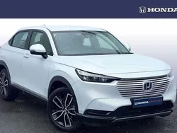 Sunlight white Used 2023 Honda HR-V Elegance SUV | £24,595 (Fair price)