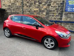 Red Used 2016 Renault Clio IV Dynamique Hatchback | £5,990 (Good price)