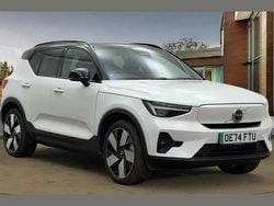 Crystal white Used 2024 Volvo EX40 Ultra SUV | £37,490 (Good price)