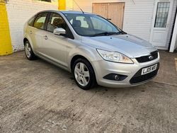 Silver Used 2009 Ford Focus Style Hatchback | £1,595 (Fair price)