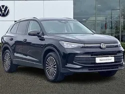 Black Used 2024 VW Tiguan Match SUV | £29,995 (Fair price)
