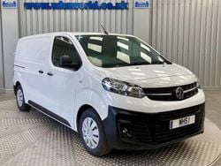 White Used 2020 Vauxhall Vivaro Edition Van | £7,995