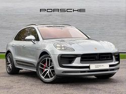 Silver Used 2025 Porsche Macan S SUV | £72,950 (Fair price)