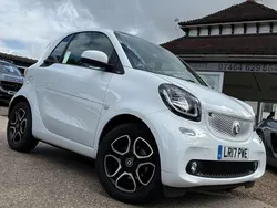 White Used 2017 Smart ForTwo Coupé Premium Coupe | £7,189 (Fair price)