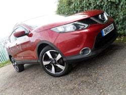 Red Used 2015 Nissan Qashqai N-TEC SUV | £6,600 (Good price)