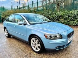 Blue Used 2006 Volvo S40 SE Sedan | £4,989 (A bit pricey)