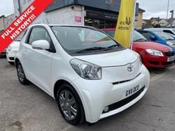 White Used 2011 Toyota iQ Hatchback | £3,995 (Fair price)