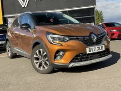 Orange black Used 2021 Renault Captur Version S SUV | £15,500 (Fair price)