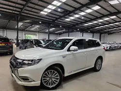 White Used 2019 Mitsubishi Outlander P-HEV Estate | £13,330 (Fair price)