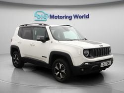 White/black Used 2022 Jeep Renegade Trailhawk SUV | £19,200 (Fair price)