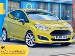 Yellow Used 2016 Ford Fiesta Zetec Hatchback | £3,990 (Fair price)
