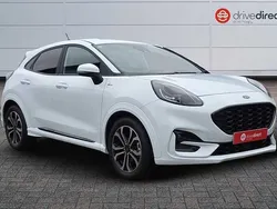 Premium paint metropolis white Used 2023 Ford Puma Gen-E ST-Line SUV | £17,200 (Fair price)