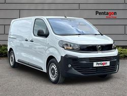 Kaolin white New 2025 Vauxhall Vivaro S Van | £21,490 (Fair price)