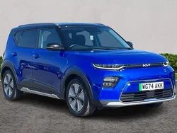 Blue Used 2024 Kia Soul EV SUV | £23,000 (Fair price)