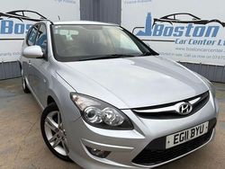 Silver Used 2011 Hyundai i30 Premium Hatchback | £2,199 (Fair price)