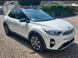 White Used 2019 Kia Stonic 4 SUV | £13,495 (Fair price)