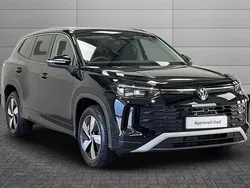 Black New 2025 VW Tayron Match SUV | £39,990 (Fair price)
