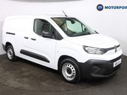 White New 2025 Citroën Berlingo Van | £16,599 (Good price)
