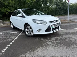 White Used 2013 Ford Focus Zetec Hatchback | £2,995 (Fair price)