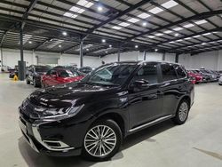 Black Used 2019 Mitsubishi Outlander P-HEV Estate | £10,880 (Fair price)
