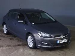 Grey Used 2015 Vauxhall Astra Design Edition Hatchback | £4,350 (Fair price)