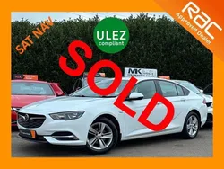 White Used 2019 Vauxhall Insignia Design Edition Hatchback | £9,395 (Fair price)