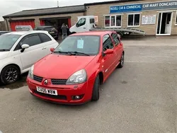 Red Used 2006 Renault Clio II Trophy Hatchback | £9,000