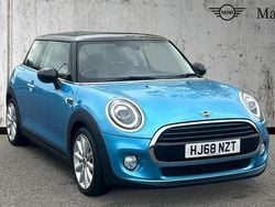 Blue Used 2018 Mini Cooper Hatch Hatchback | £12,279 (Fair price)
