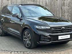 Used 2025 VW Touareg Black Edition SUV | £49,599 (A bit pricey)