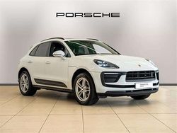 White Used 2024 Porsche Macan SUV | £59,490 (Fair price)