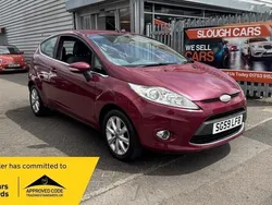 Red Used 2009 Ford Fiesta Zetec Hatchback | £2,595 (Good price)