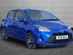 Blue Used 2018 Toyota Yaris Hatchback | £9,995 (Fair price)