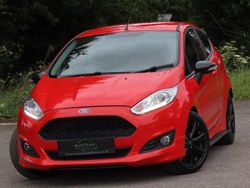 Red Used 2016 Ford Fiesta Zetec Hatchback | £4,494 (Fair price)