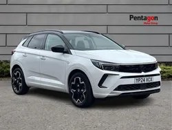 White Used 2024 Vauxhall Grandland X Ultimate SUV | £21,800
