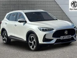 White Used 2023 MG HS SE SUV | £17,261 (Fair price)