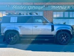 Eiger grey metallic Used 2022 Land Rover Defender SE Dynamic SUV | £55,950 (Fair price)