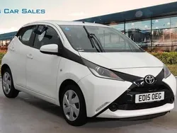 White Used 2015 Toyota Aygo X-play Hatchback | £8,495 (Fair price)
