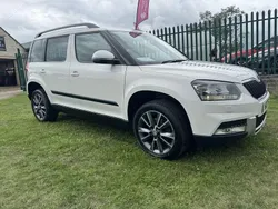 White Used 2017 Skoda Yeti SE Drive SUV | £12,295 (Fair price)