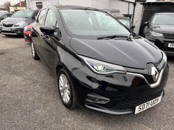 Black Used 2021 Renault Zoe Iconic Hatchback | £8,495 (Fair price)