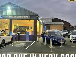 Blue Used 2024 Suzuki Swift SZ-T Hatchback | £16,500 (Good price)