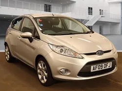 Silver Used 2009 Ford Fiesta Zetec Hatchback | £5,400 (Fair price)