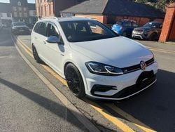 White Used 2019 VW Golf VII R Estate | £23,990 (Good price)