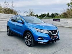 Blue Used 2018 Nissan Qashqai N-Connecta SUV | £10,950 (Good price)