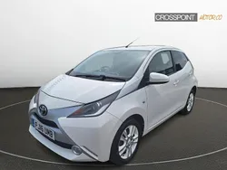 White Used 2016 Toyota Aygo X-pure Hatchback | £6,295 (Fair price)